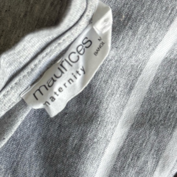 New XL Maurices Maternity Gray Striped 3/4 Sleeve Top - Picture 7 of 10